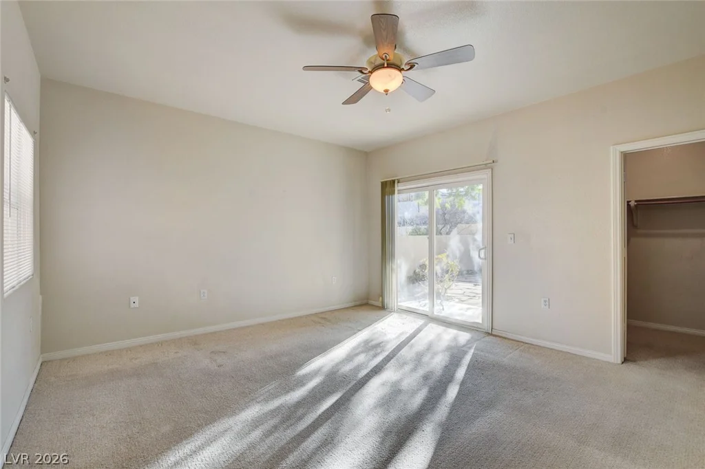 353 Mill Hollow, Las Vegas, NV 89107