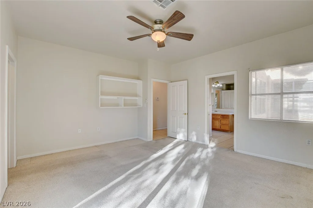 353 Mill Hollow, Las Vegas, NV 89107