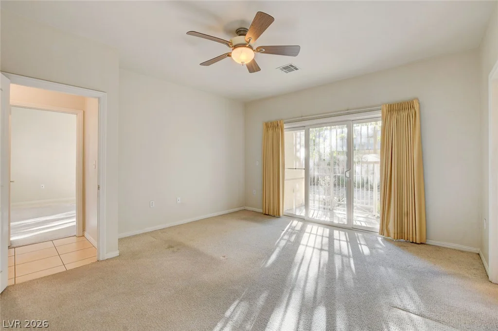 353 Mill Hollow, Las Vegas, NV 89107