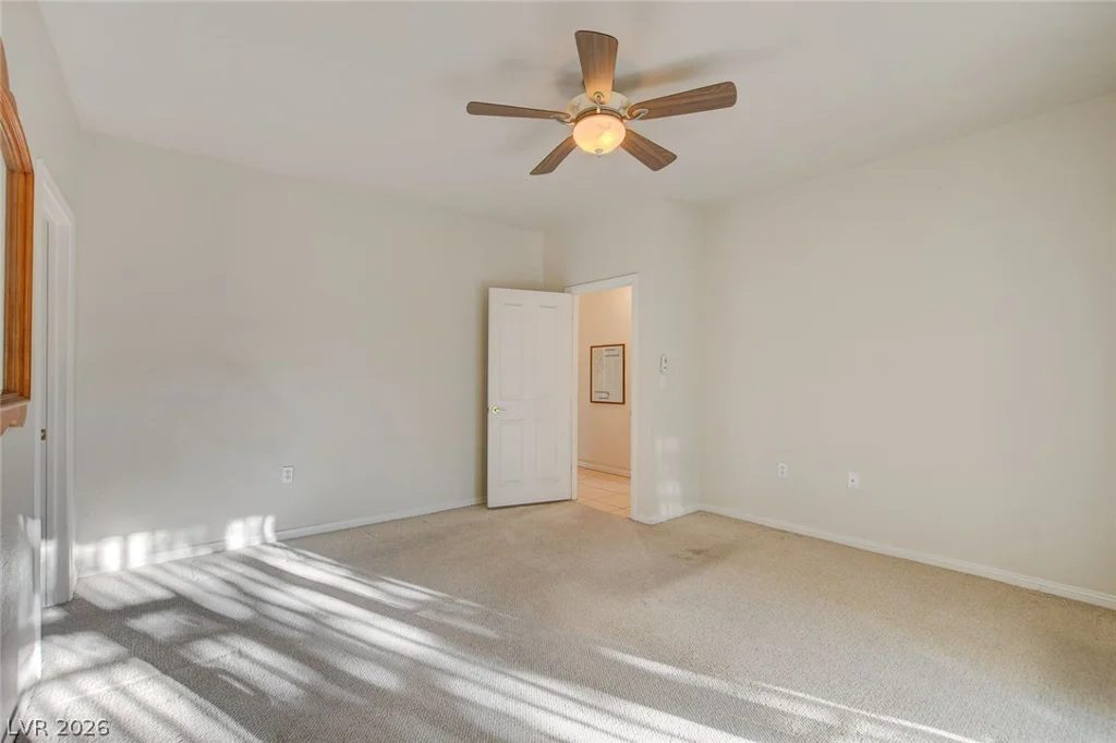 353 Mill Hollow, Las Vegas, NV 89107