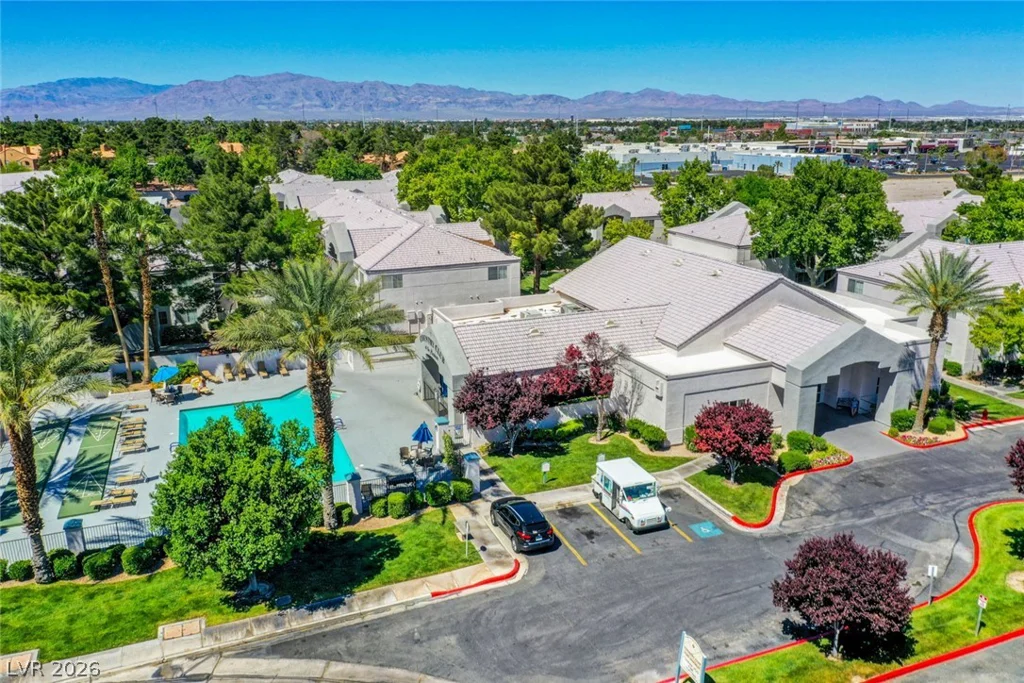353 Mill Hollow, Las Vegas, NV 89107