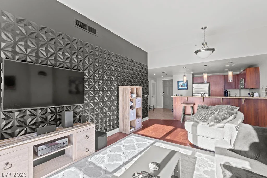 150 Las Vegas, Las Vegas, NV 89101