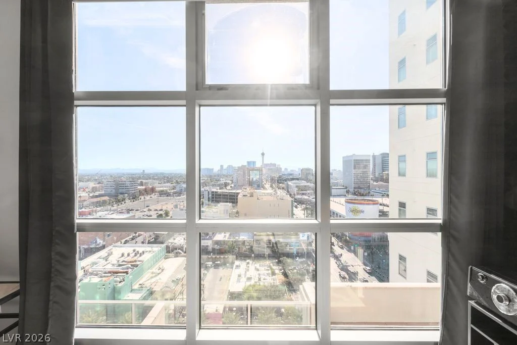 150 Las Vegas, Las Vegas, NV 89101