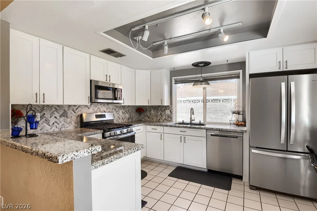 3879 Valley Meadow, Las Vegas, NV 89120