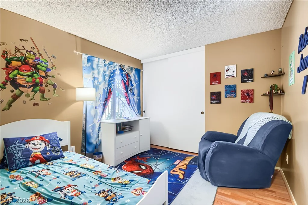 3879 Valley Meadow, Las Vegas, NV 89120
