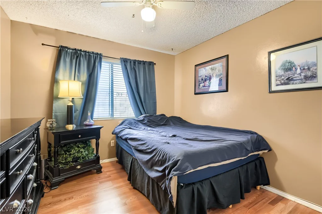 3879 Valley Meadow, Las Vegas, NV 89120