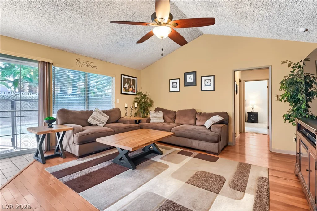 3879 Valley Meadow, Las Vegas, NV 89120