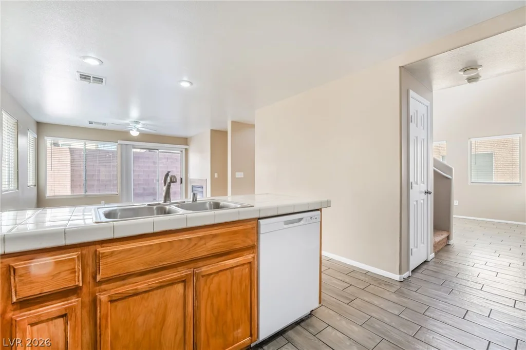 7429 Granada Willows, Las Vegas, NV 89139