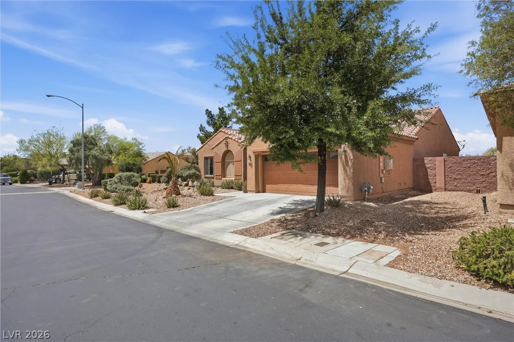 3895 Galiceno, Las Vegas, NV 89122