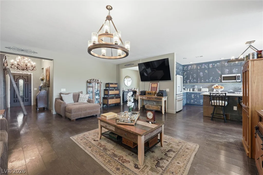 3895 Galiceno, Las Vegas, NV 89122