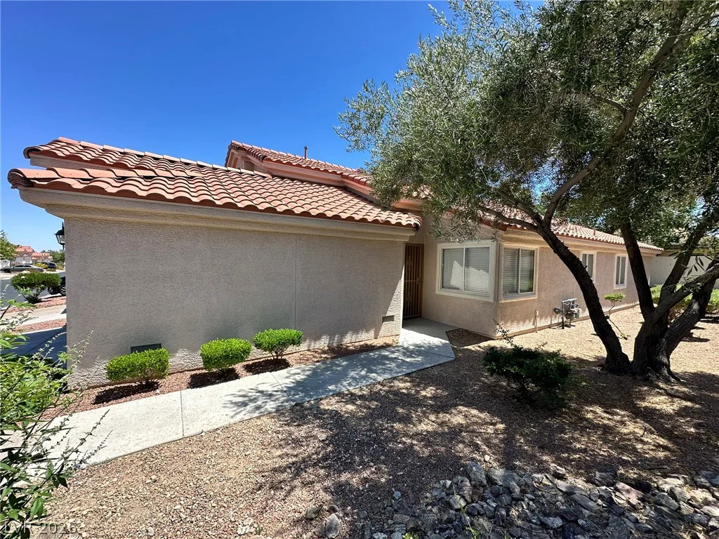7847 Settlers Ridge, Las Vegas, NV 89145