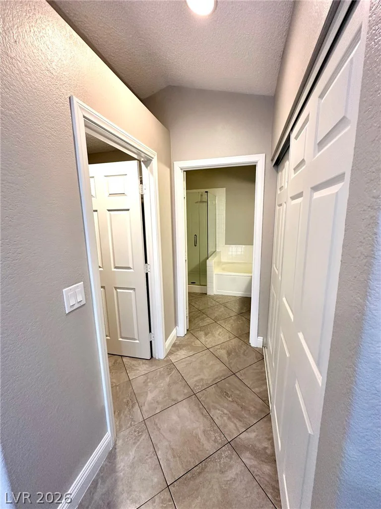 7847 Settlers Ridge, Las Vegas, NV 89145