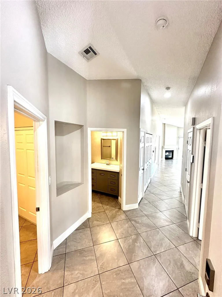 7847 Settlers Ridge, Las Vegas, NV 89145