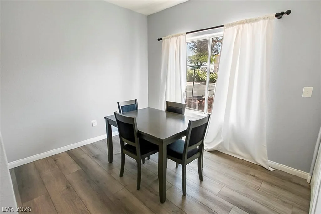 8400 White Eagle, Las Vegas, NV 89145
