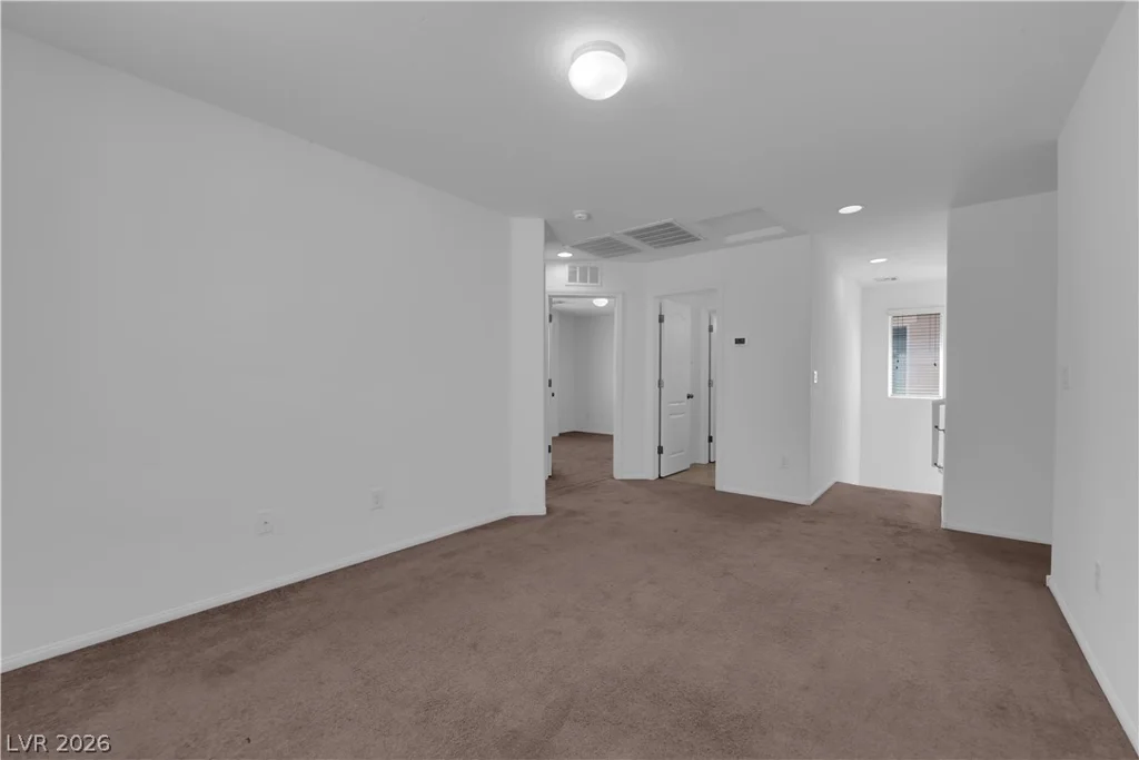 6342 Point Isabel, Las Vegas, NV 89122