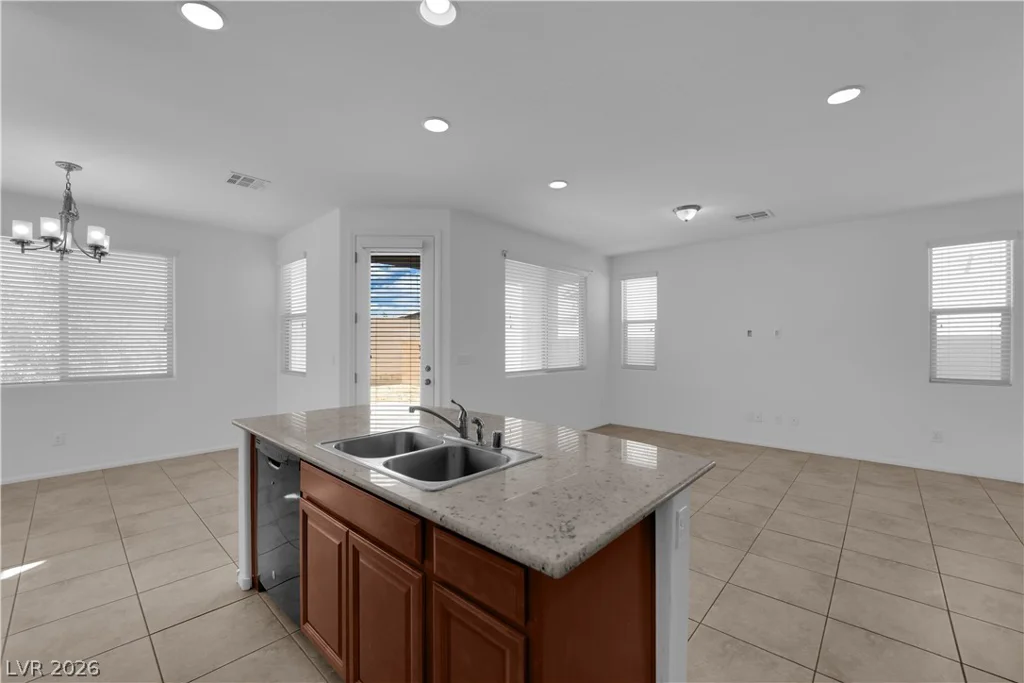 6342 Point Isabel, Las Vegas, NV 89122