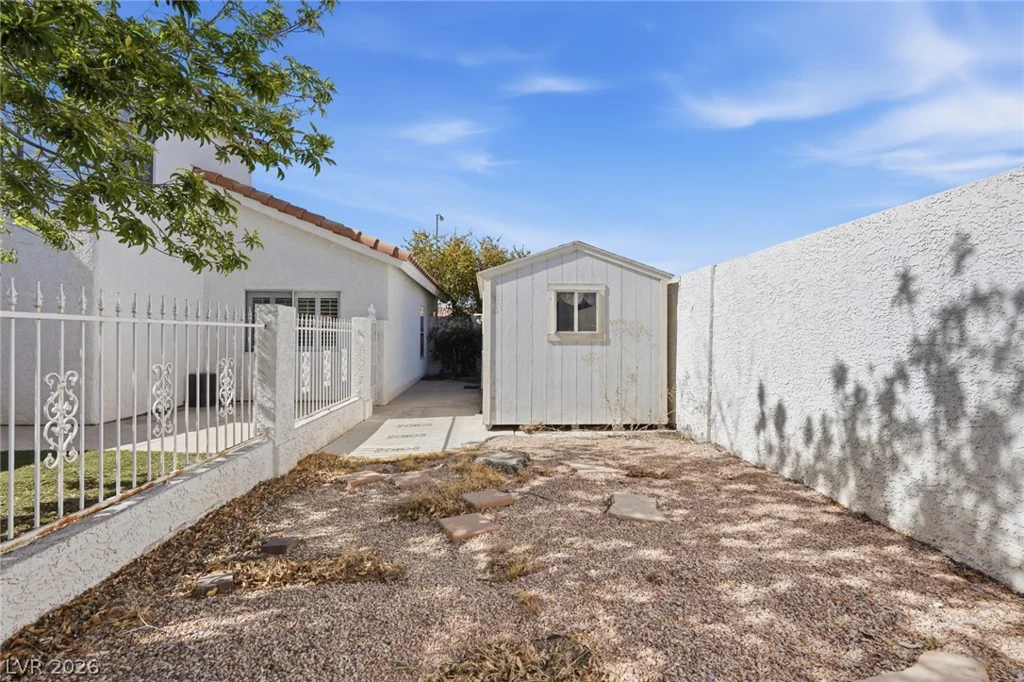 1195 Mission Del Mar, Las Vegas, NV 89123