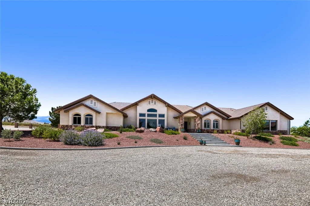 13490 Racel, Las Vegas, NV 89166