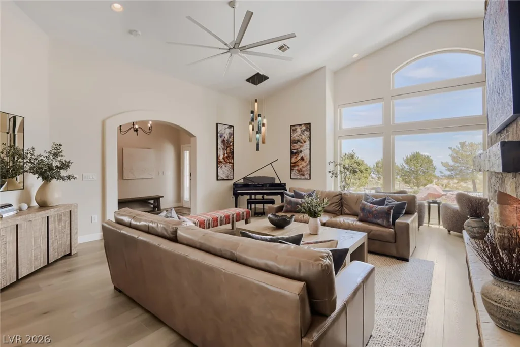 13490 Racel, Las Vegas, NV 89166
