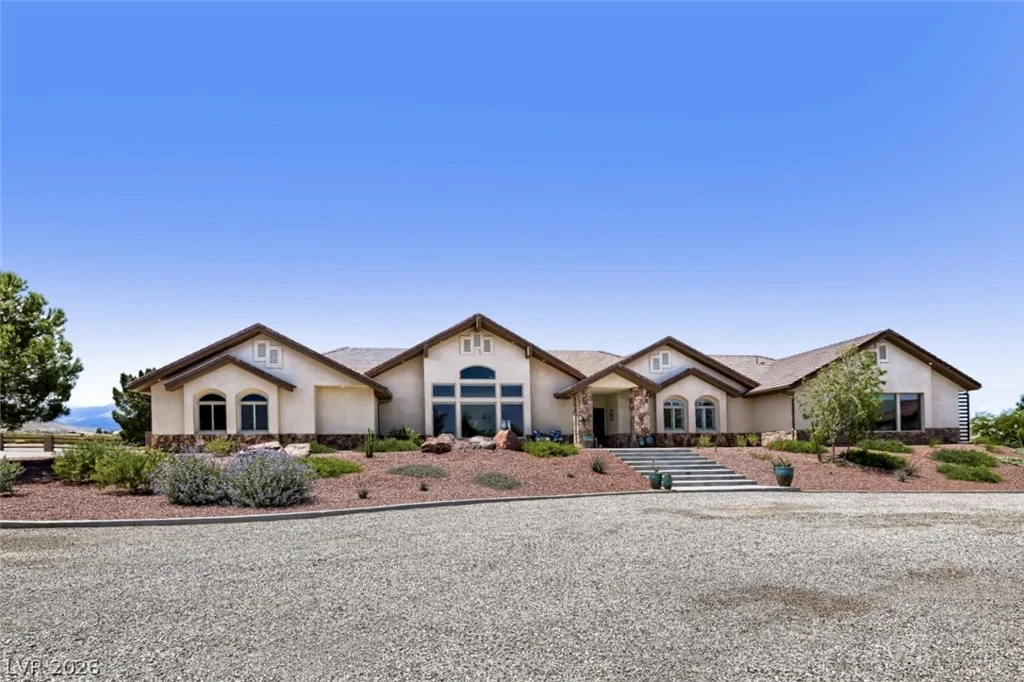13490 Racel, Las Vegas, NV 89166