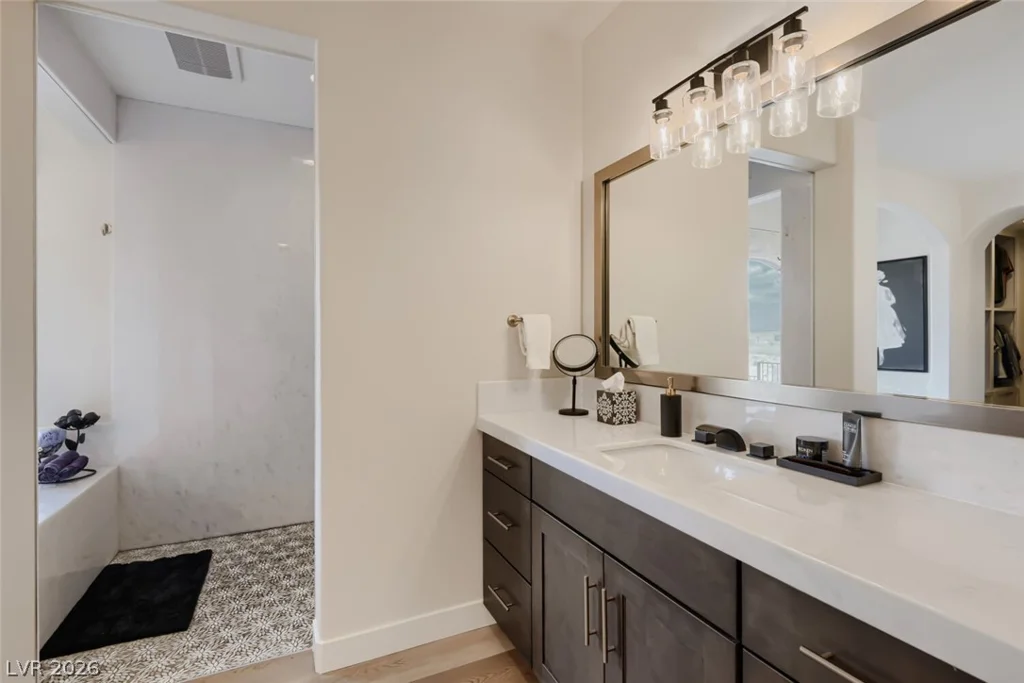 13490 Racel, Las Vegas, NV 89166