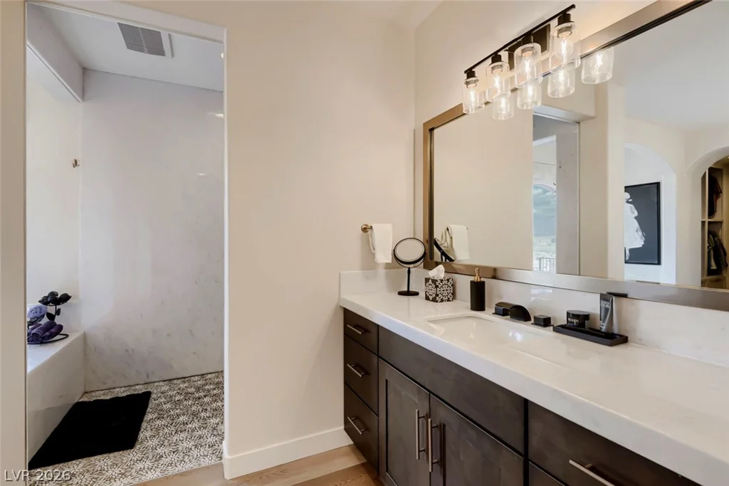 13490 Racel, Las Vegas, NV 89166
