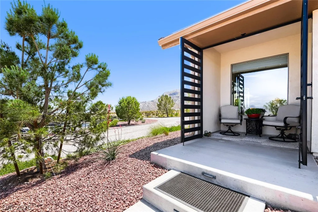 13490 Racel, Las Vegas, NV 89166