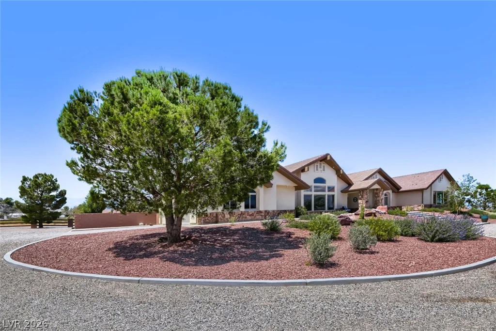 13490 Racel, Las Vegas, NV 89166