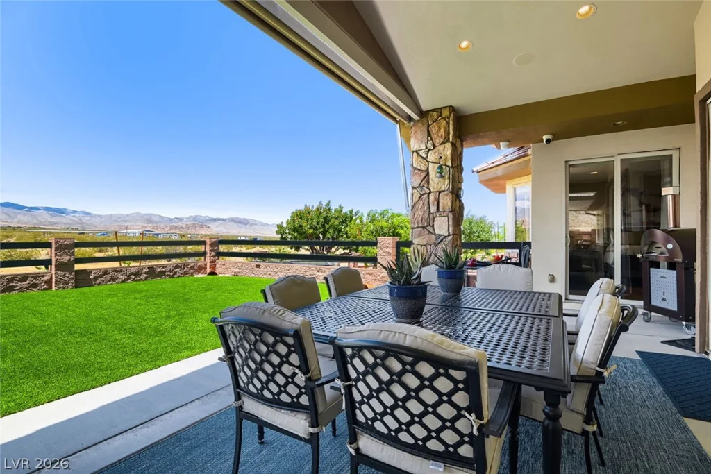 13490 Racel, Las Vegas, NV 89166