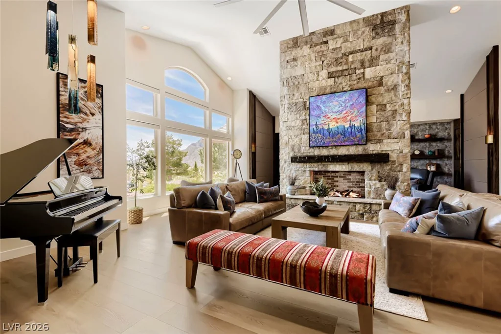 13490 Racel, Las Vegas, NV 89166