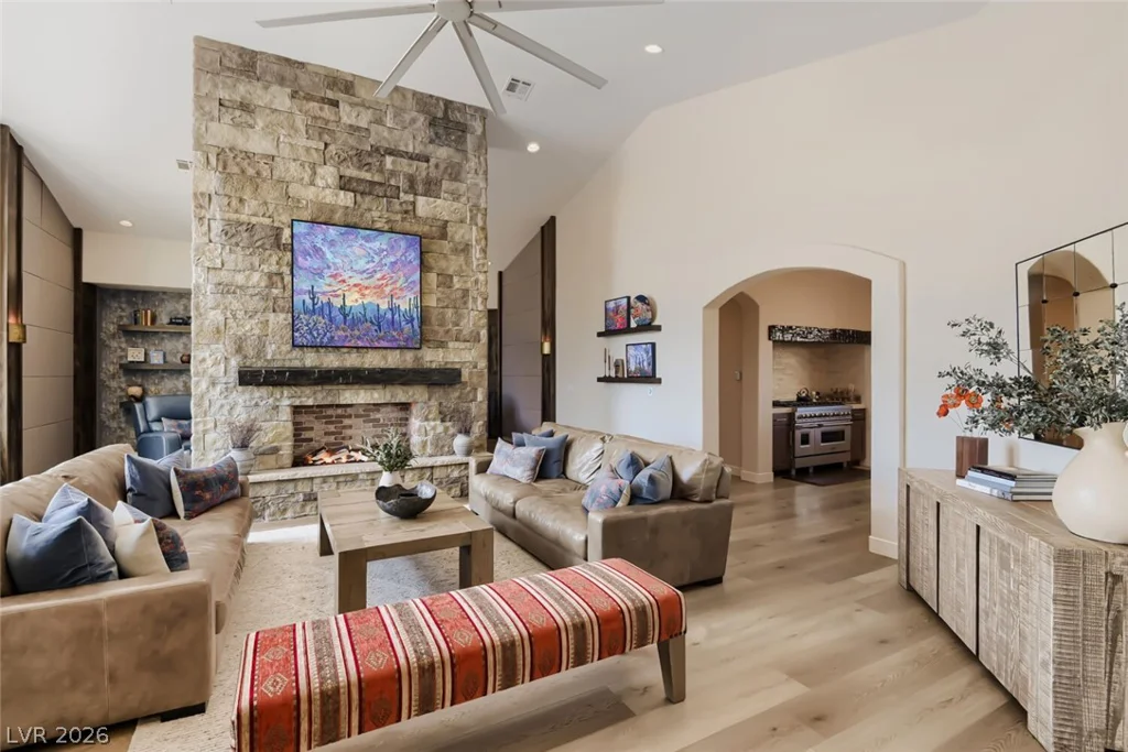13490 Racel, Las Vegas, NV 89166