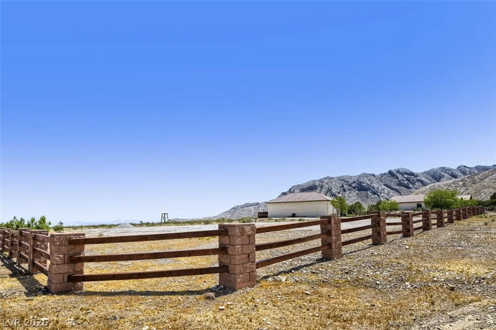 13490 Racel, Las Vegas, NV 89166