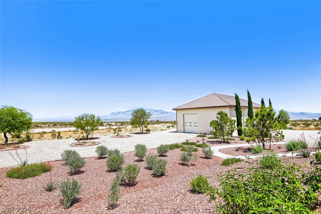 13490 Racel, Las Vegas, NV 89166