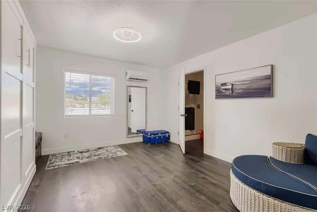 13490 Racel, Las Vegas, NV 89166
