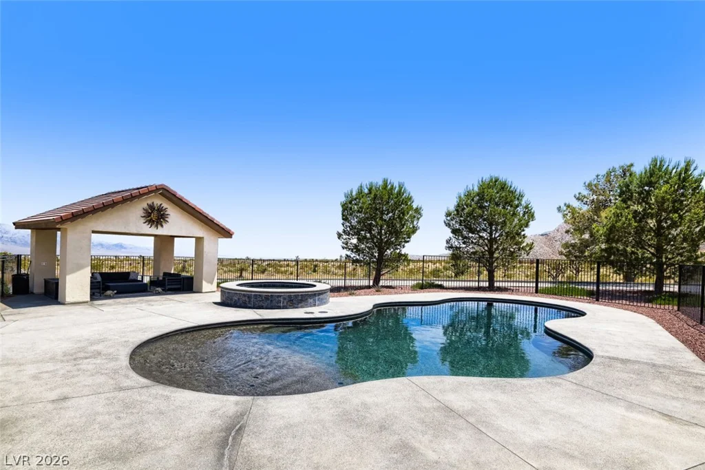 13490 Racel, Las Vegas, NV 89166