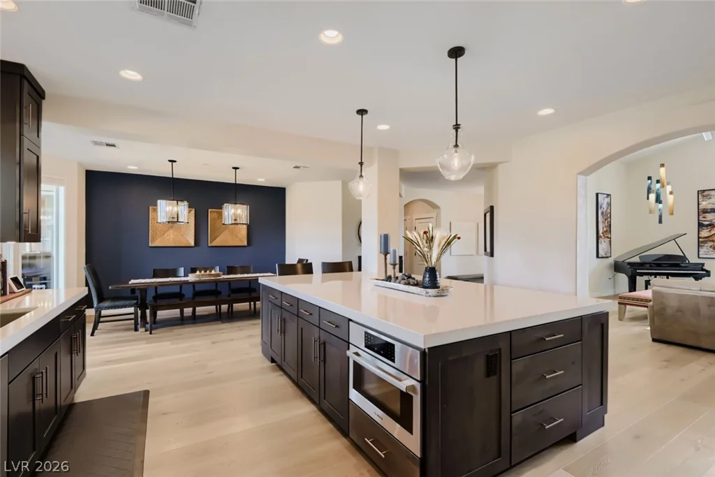 13490 Racel, Las Vegas, NV 89166