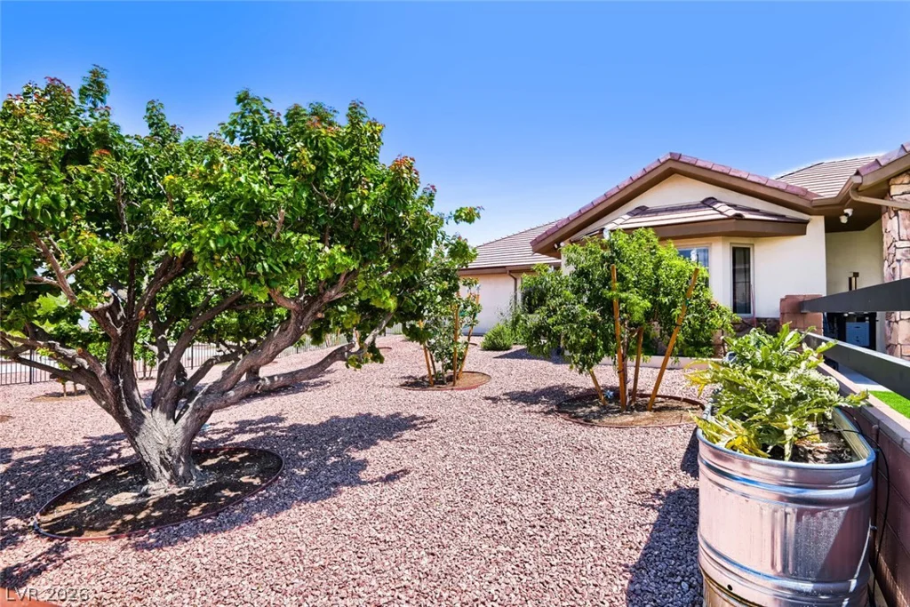 13490 Racel, Las Vegas, NV 89166