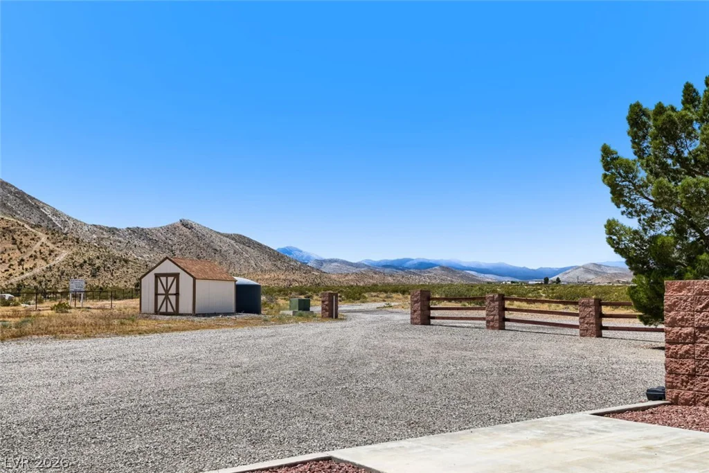 13490 Racel, Las Vegas, NV 89166
