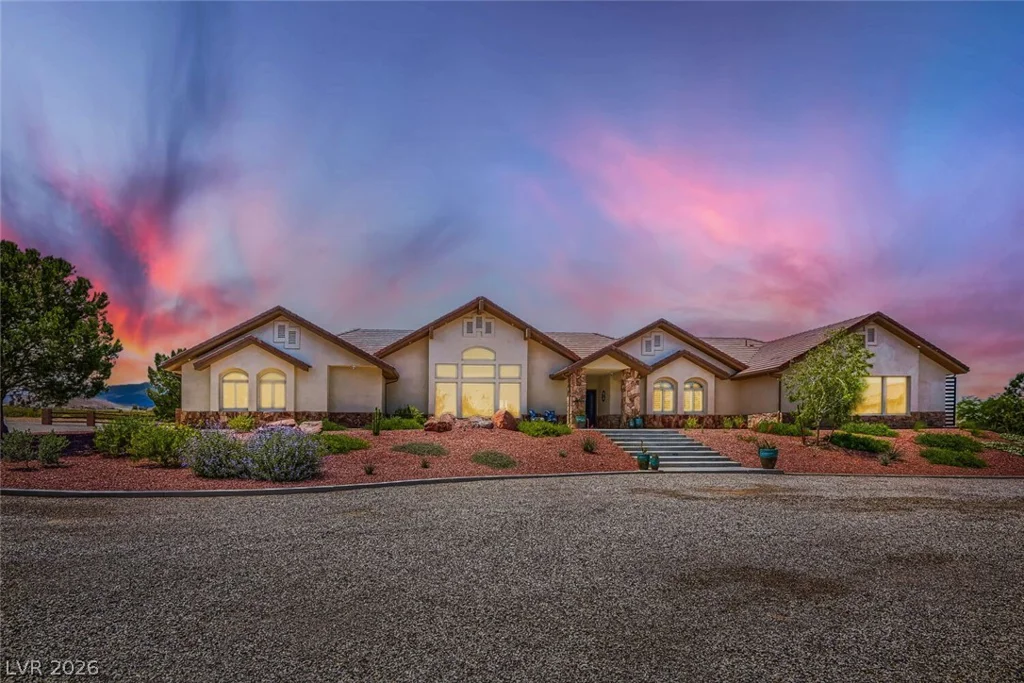 13490 Racel, Las Vegas, NV 89166