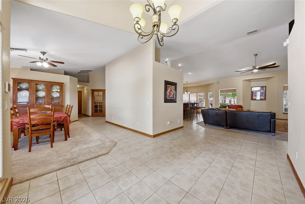 8645 Bright Angel, Las Vegas, NV 89149