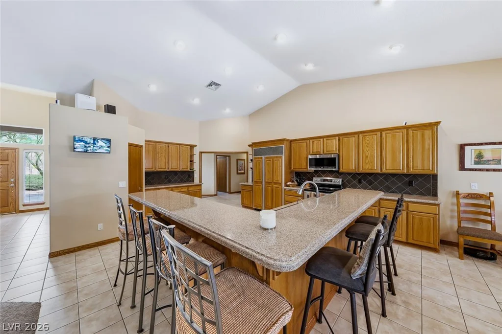 8645 Bright Angel, Las Vegas, NV 89149