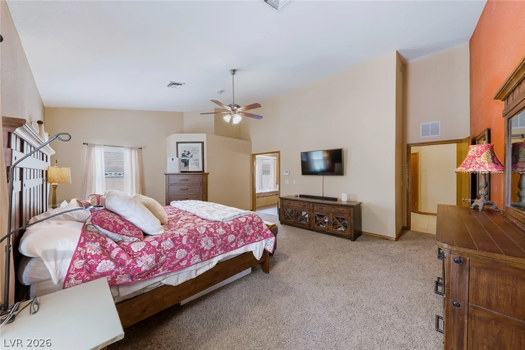 8645 Bright Angel, Las Vegas, NV 89149