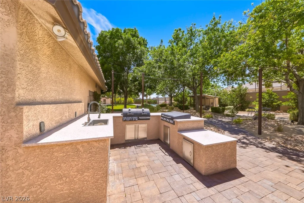 8645 Bright Angel, Las Vegas, NV 89149