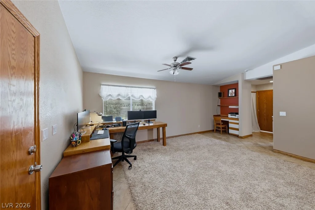 8645 Bright Angel, Las Vegas, NV 89149