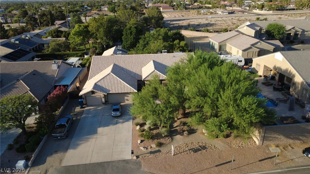8645 Bright Angel, Las Vegas, NV 89149