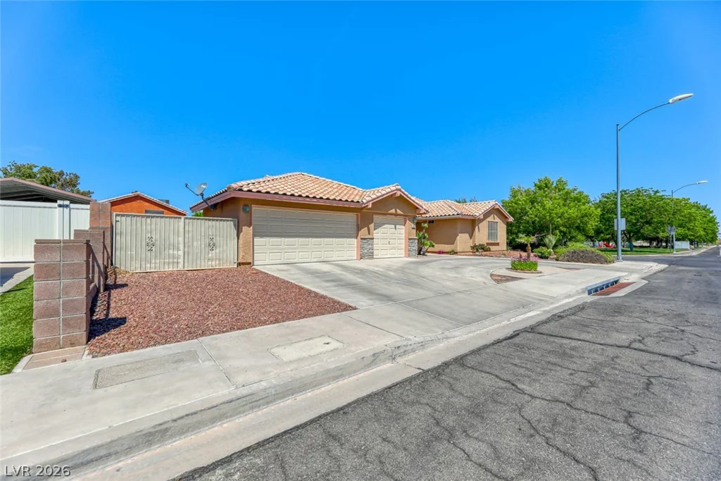 2001 Appaloosa, Henderson, NV 89002