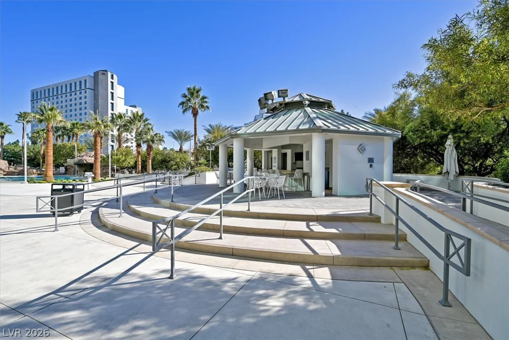 222 Karen, Las Vegas, NV 89109