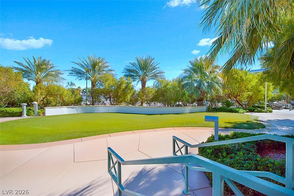 222 Karen, Las Vegas, NV 89109