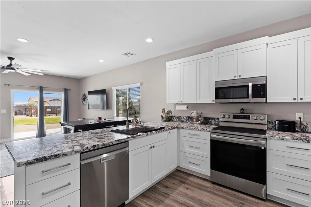 1583 Mazuma, Logandale, NV 89021
