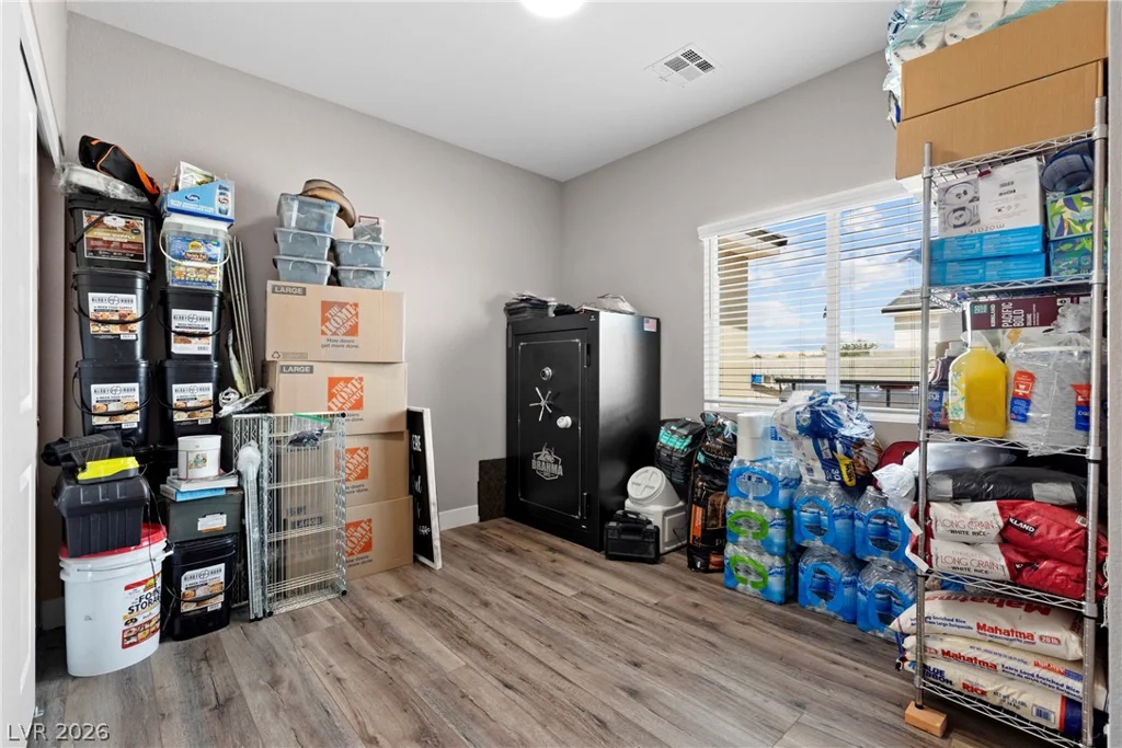1583 Mazuma, Logandale, NV 89021